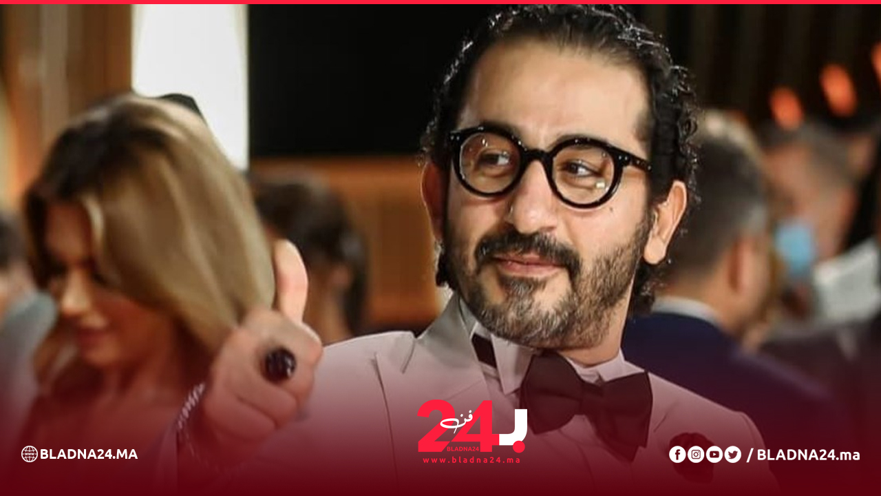 أحمد حلمي يفاجئ جمهوره ويطرح أغنية "الحركة دي" من فيلمه الجديد