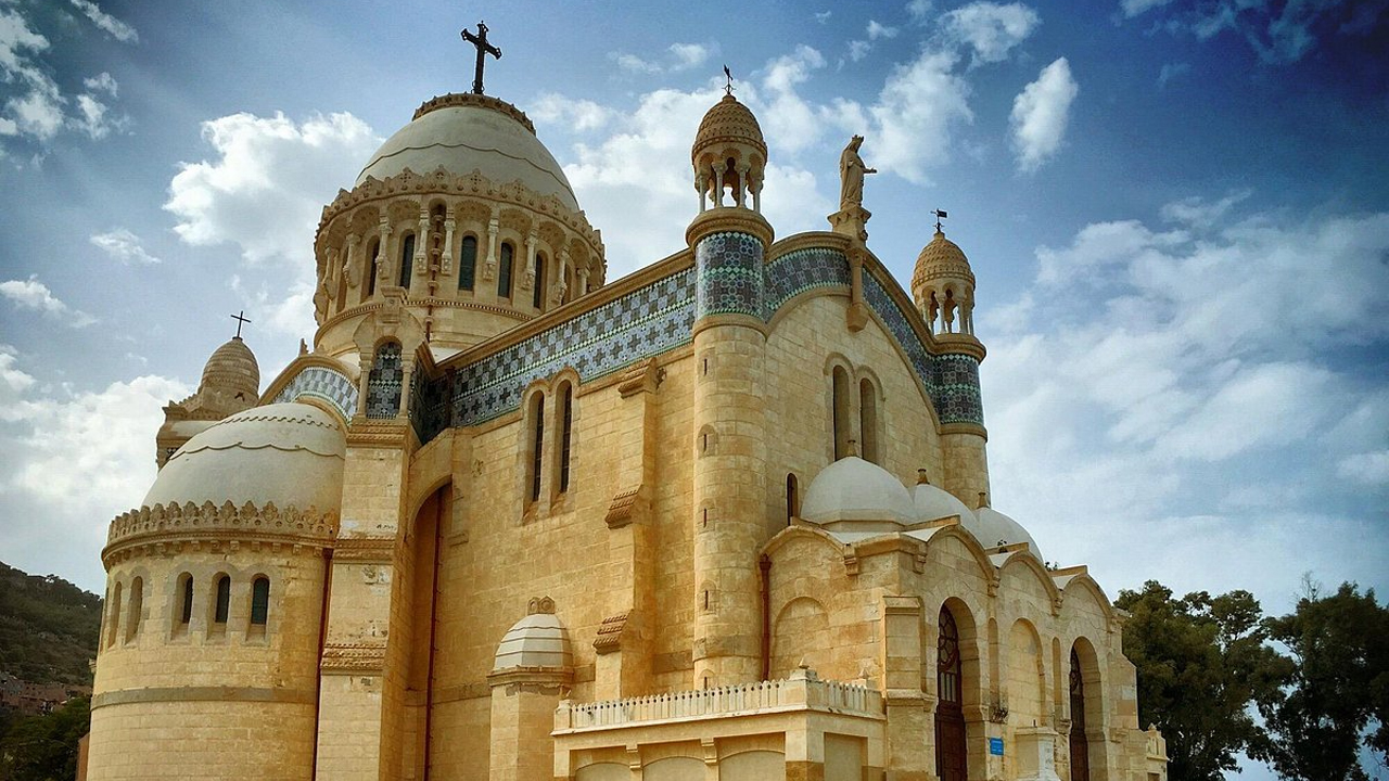 كنيسة الجزائر