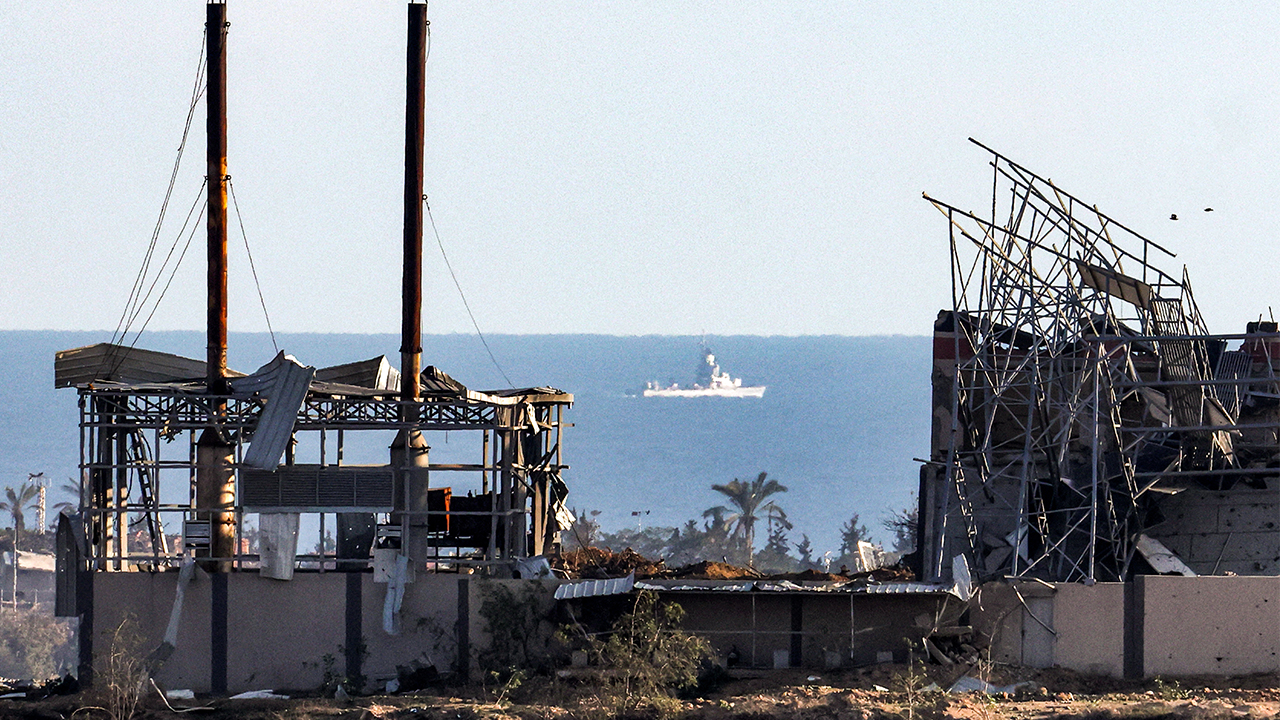 بلادنا 24 | المفوضية الأوروبية تعلن موعد فتح رصيف مائي لإيصال المساعدات إلى غزة من قبرص