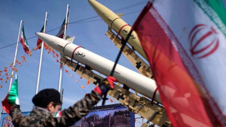 الصواريخ الباليستية الإيرانية