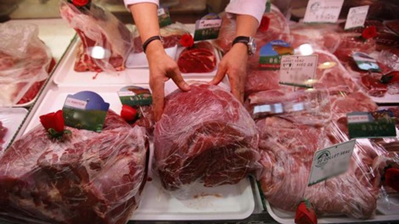 Activists launch a campaign to boycott red meat